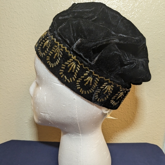 Vintage Velvety Renaissance Muffin Hat with Gold Beaded Accents - Picture 2 of 8